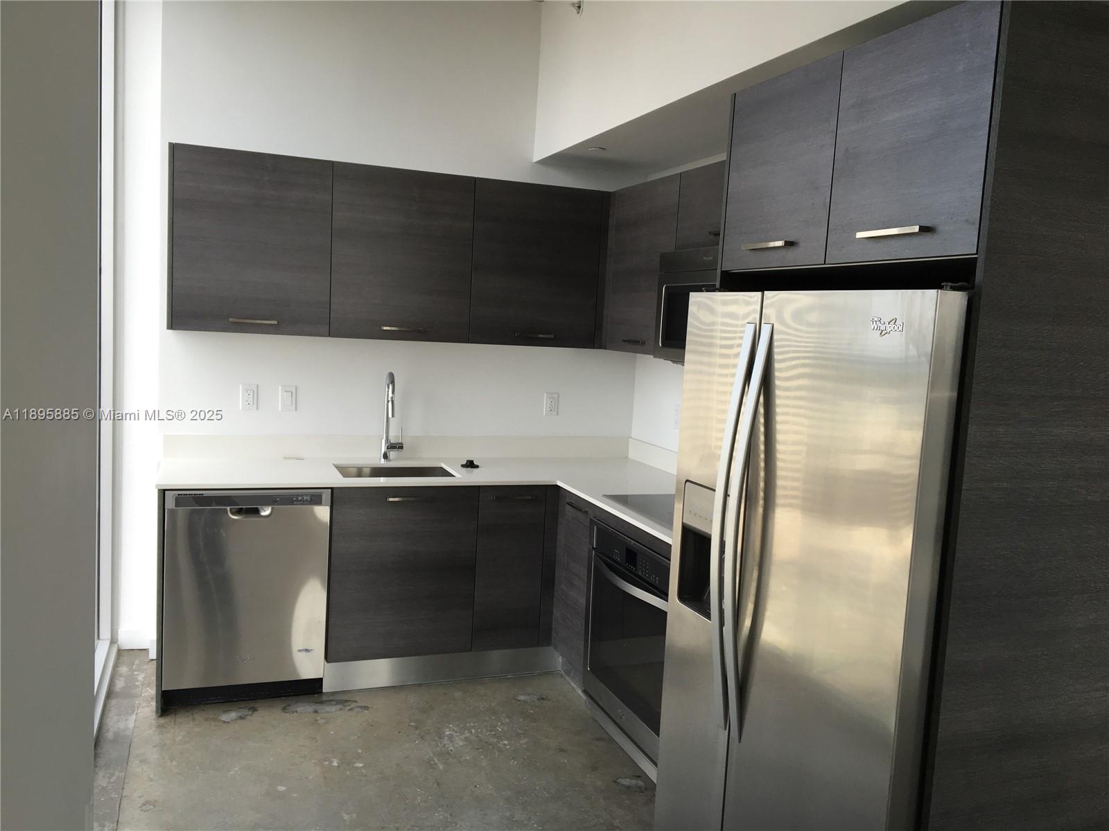 CENTRO CONDO - Residential Lease