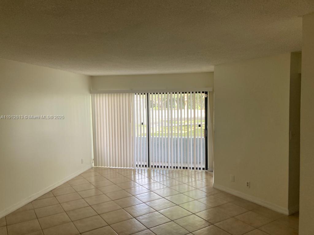 PRESIDENTIAL GOLFVIEW CON - Residential