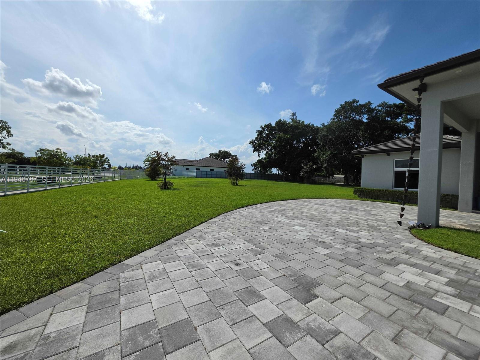 THE REDLANDS SEC 4 - Residential