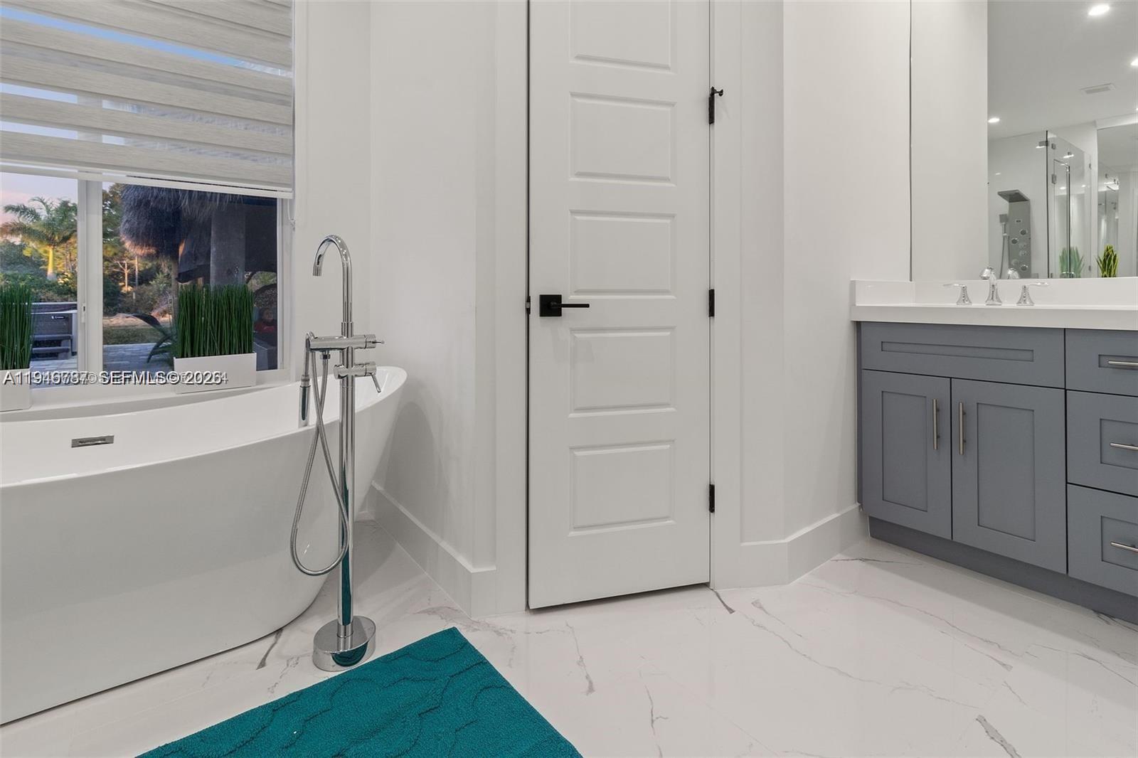 THE REDLANDS SEC 4 - Residential