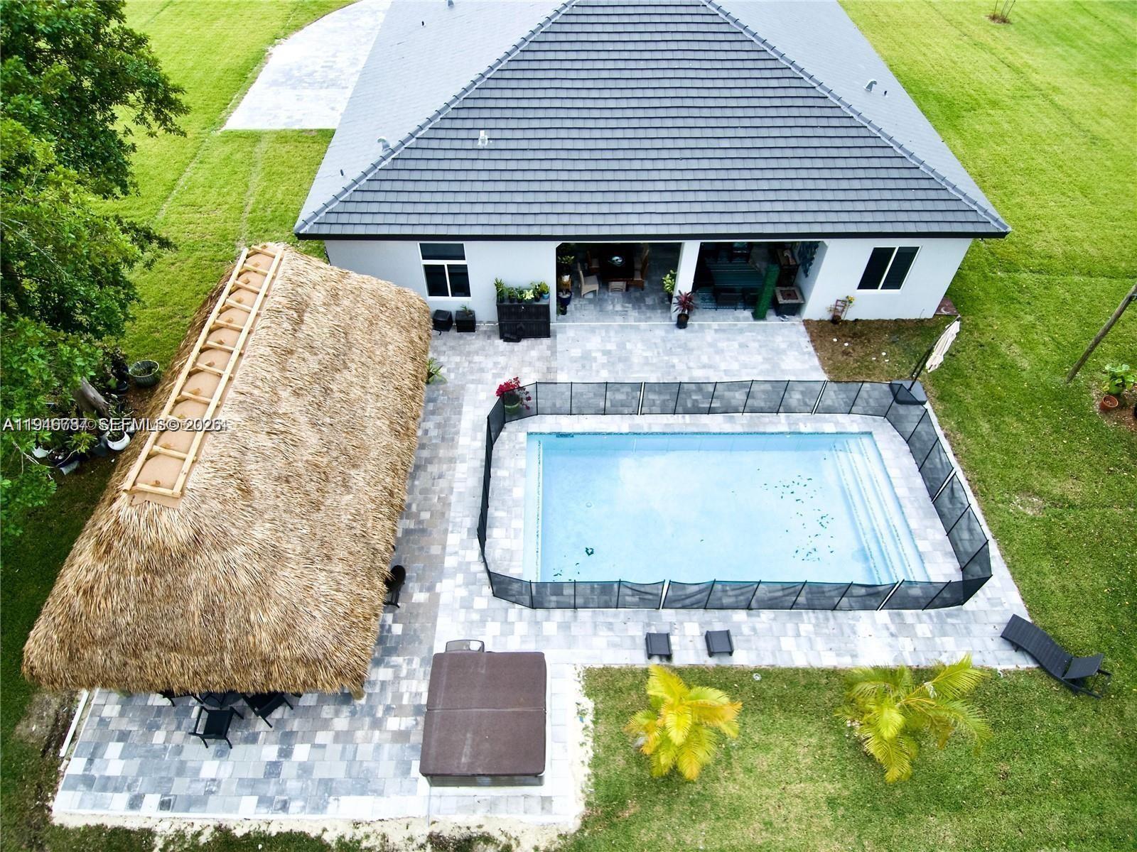 THE REDLANDS SEC 4 - Residential