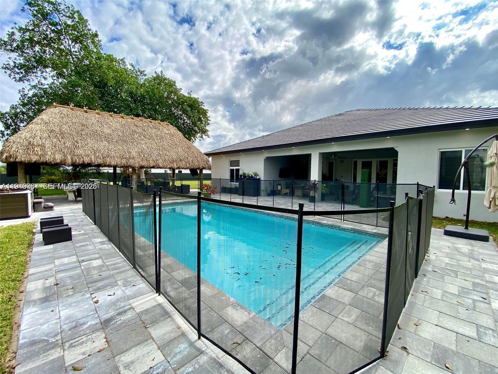 THE REDLANDS SEC 4 - Residential
