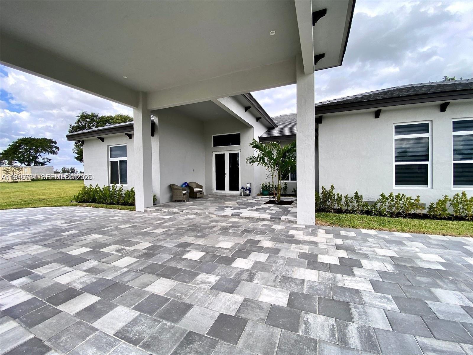 THE REDLANDS SEC 4 - Residential