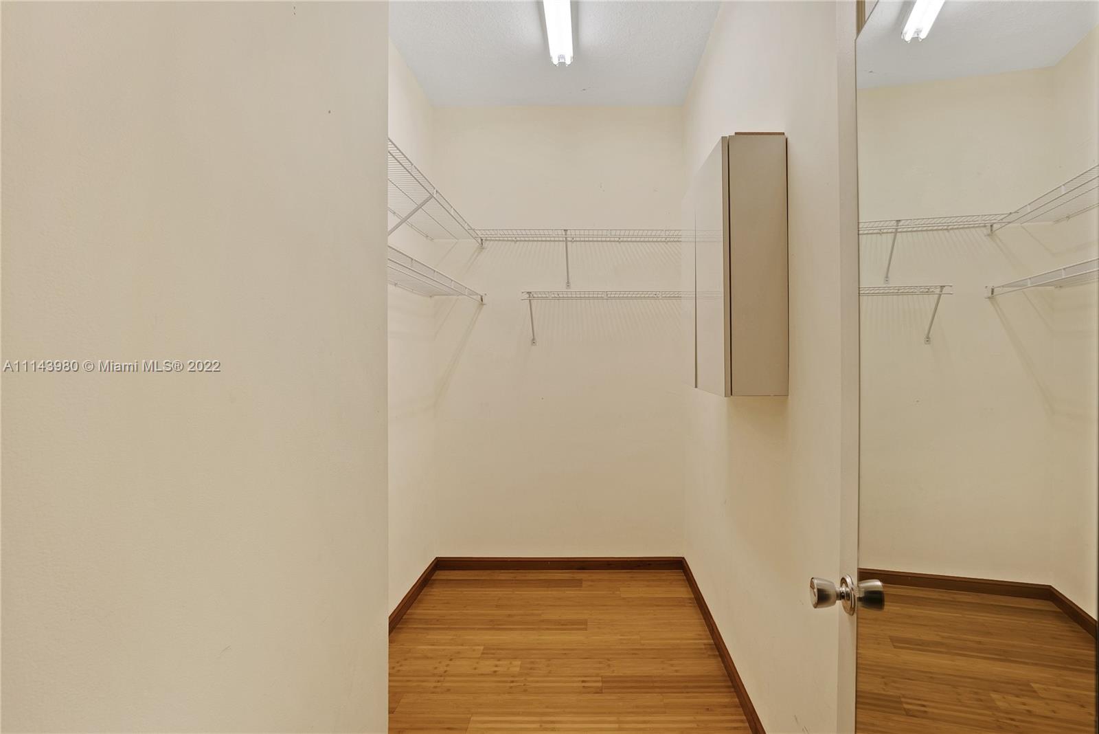 FLORENADA - Residential