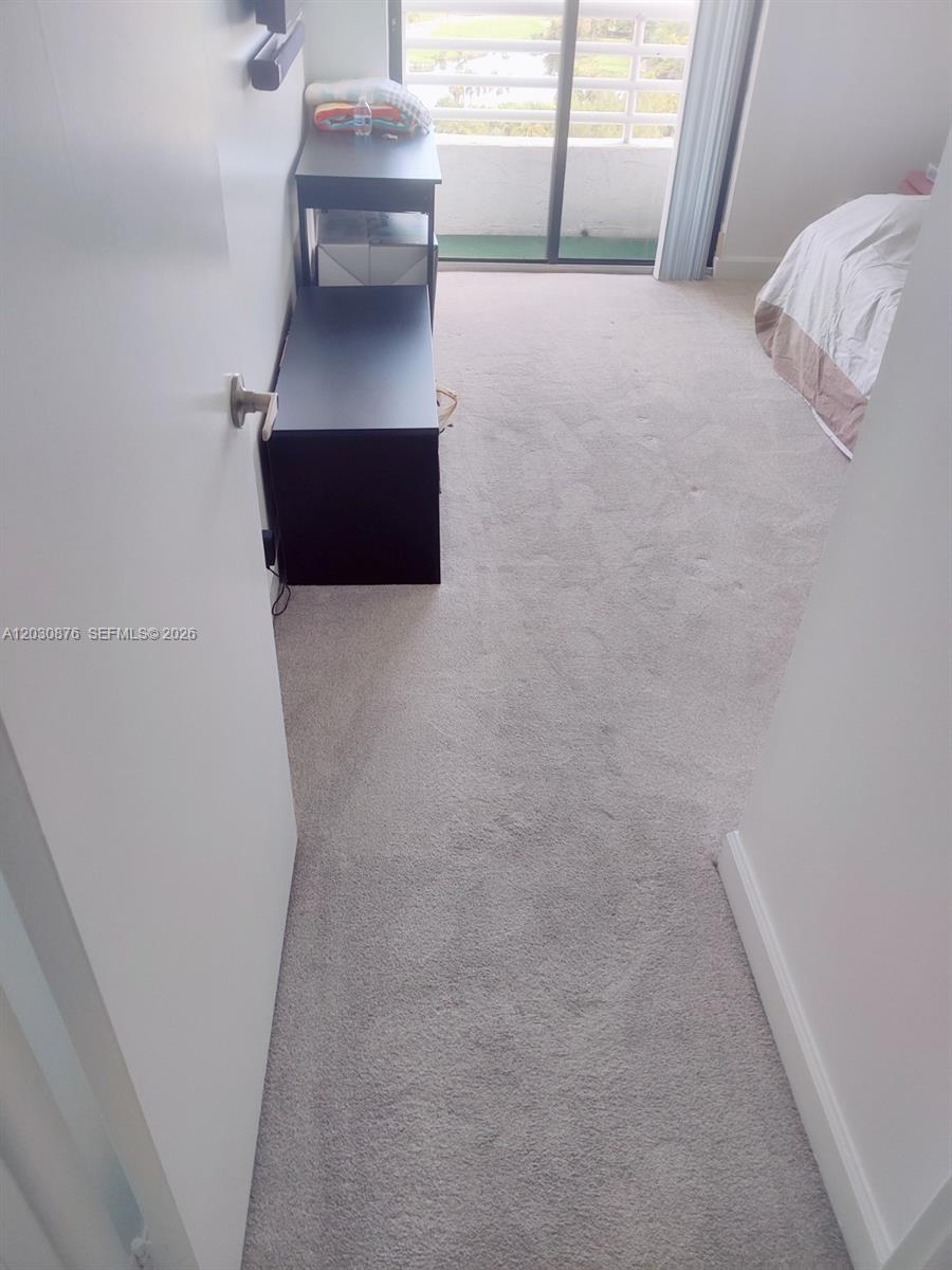 PARC CENTRAL AVENTURA EAS - Residential Lease