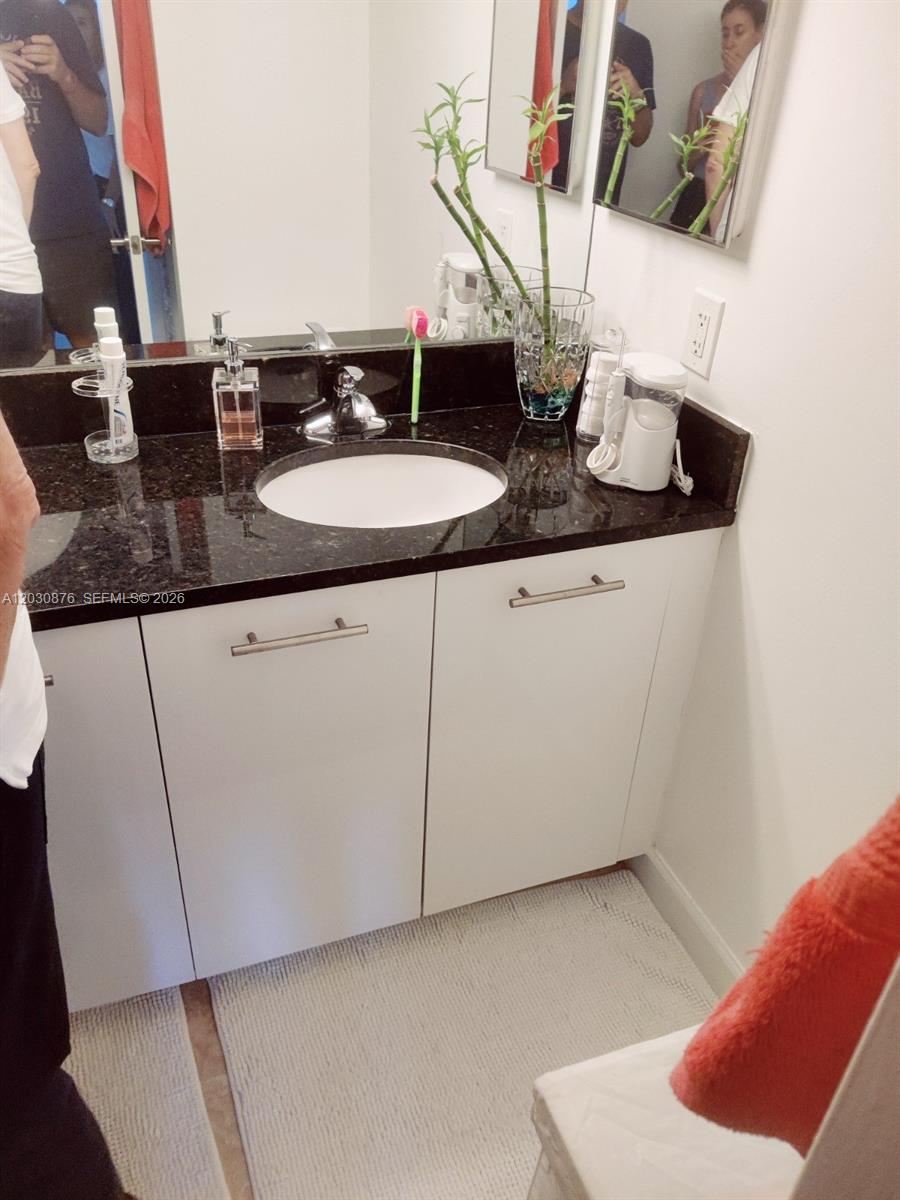 PARC CENTRAL AVENTURA EAS - Residential Lease