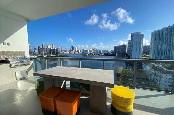 ECHO CONDO - Residential