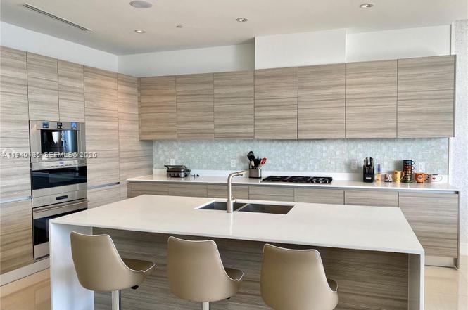 ECHO CONDO - Residential