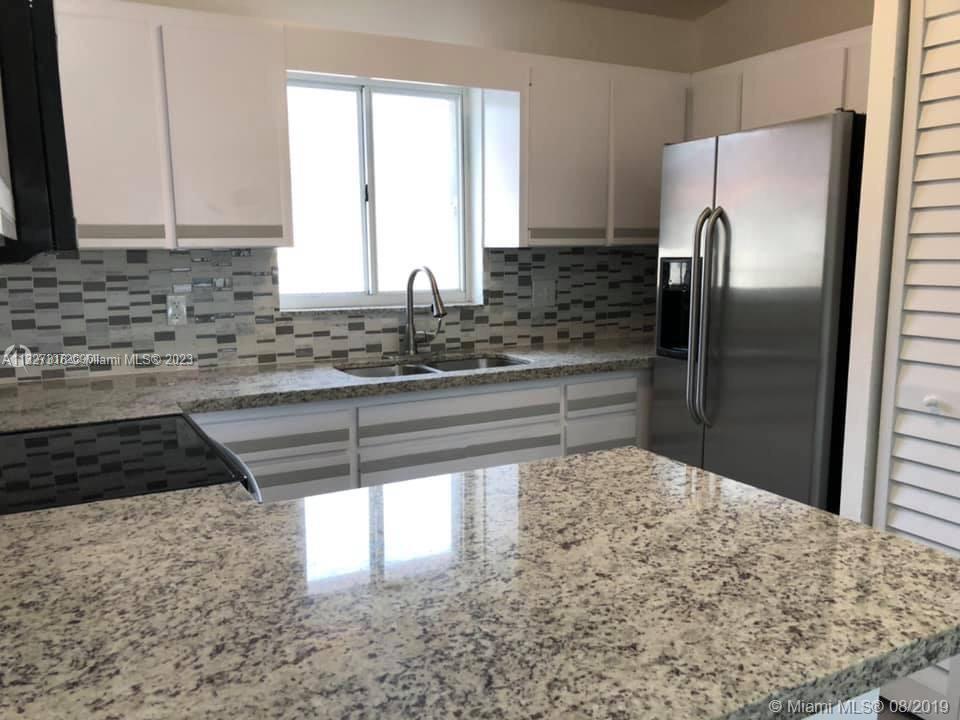 ALCAZAR VILLAS CONDO - Residential Lease