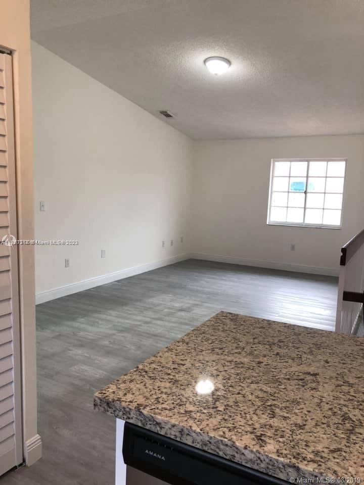 ALCAZAR VILLAS CONDO - Residential Lease