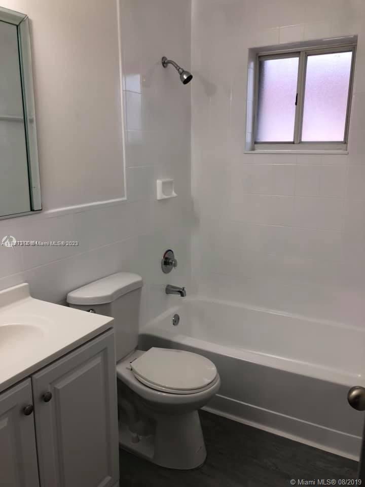ALCAZAR VILLAS CONDO - Residential Lease