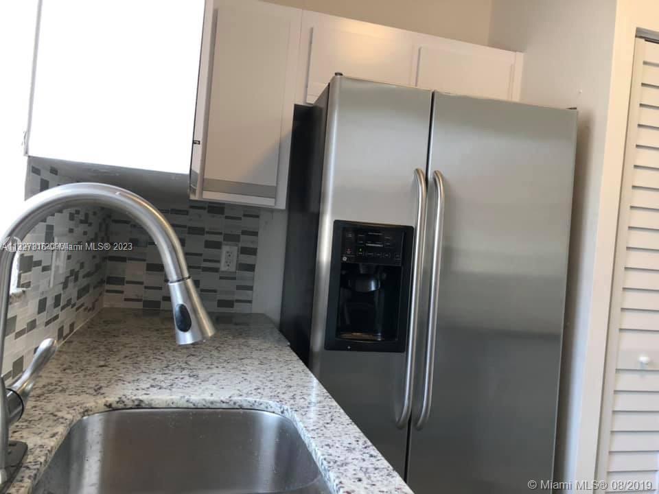 ALCAZAR VILLAS CONDO - Residential Lease
