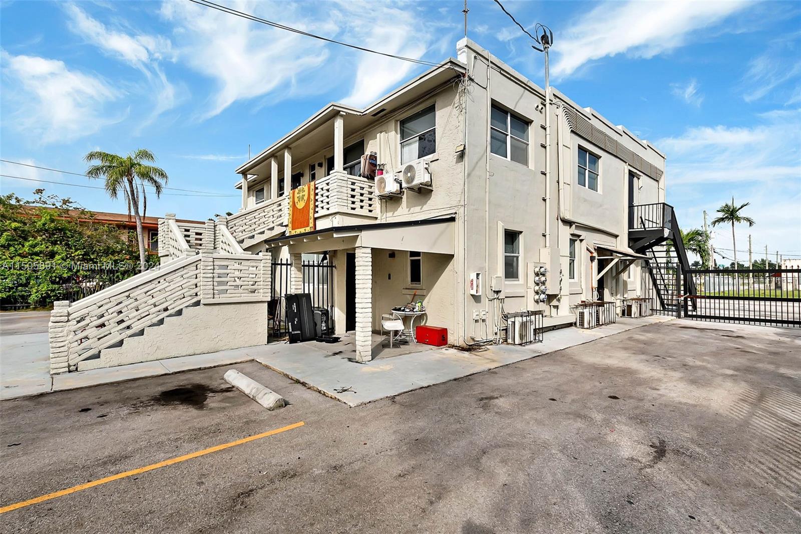 PHOENIX PARK SUB - Residential Lease