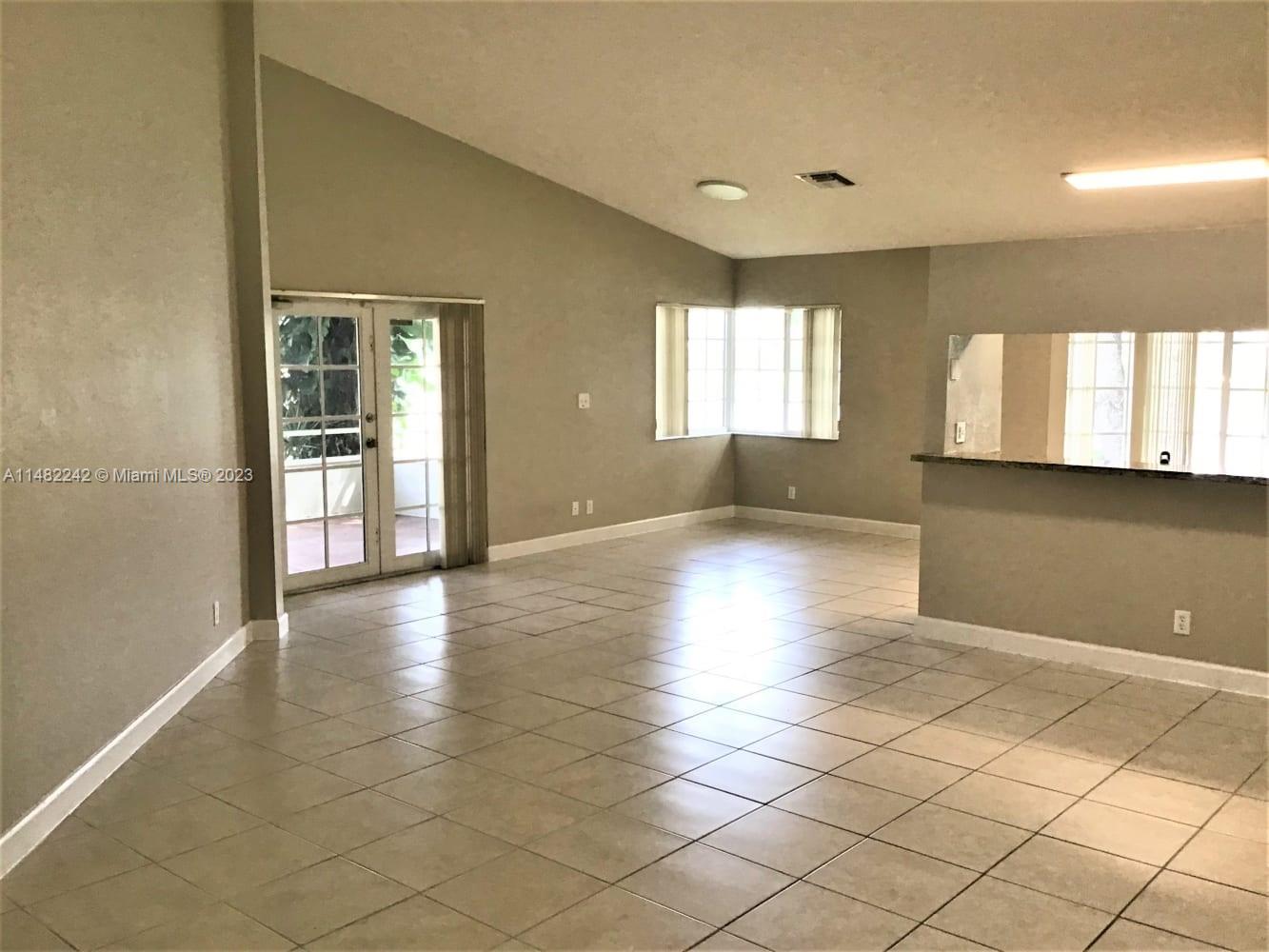 TANGLEWOOD TOWNHOMES - Residential Lease