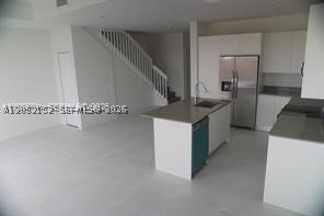CENTURY PARK - Residential