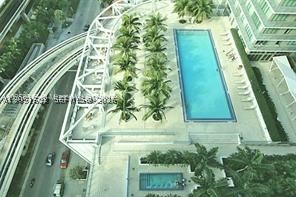 THE AXIS ON BRICKELL II C - Residential Lease