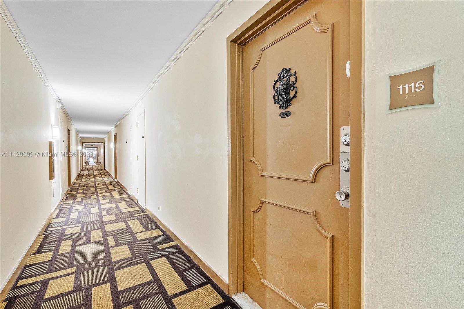 WINSTON TOWERS 400 CONDO - Residential