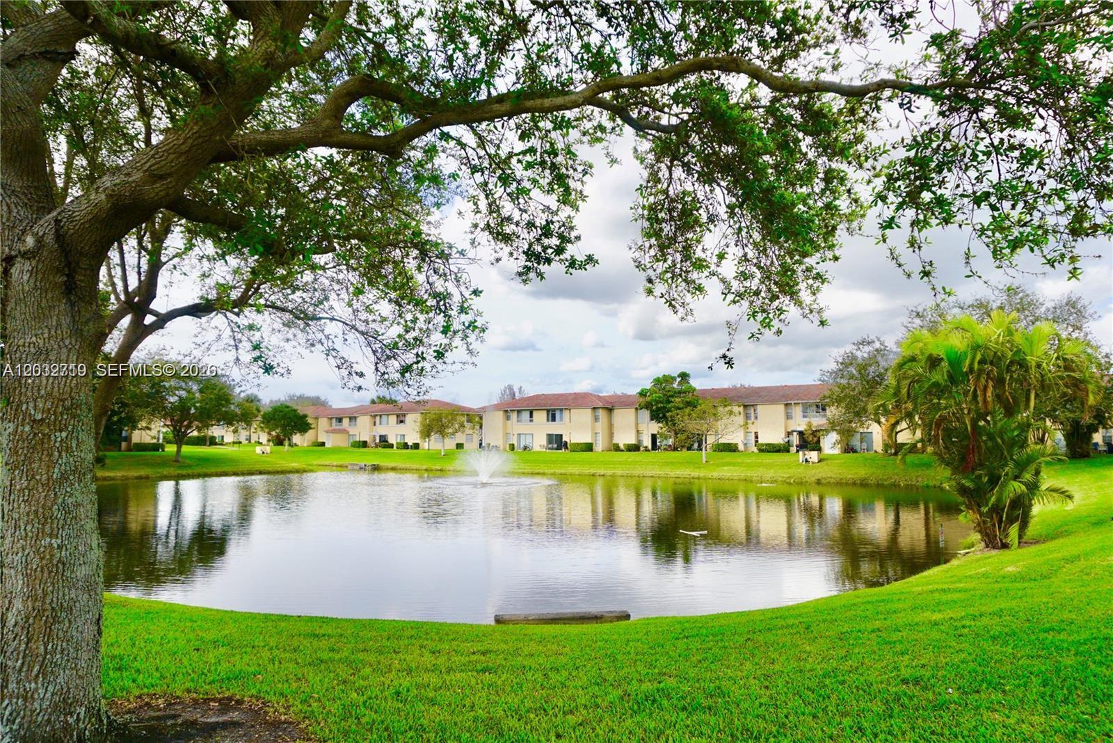 LAKEWOOD VILLAGE - Residential