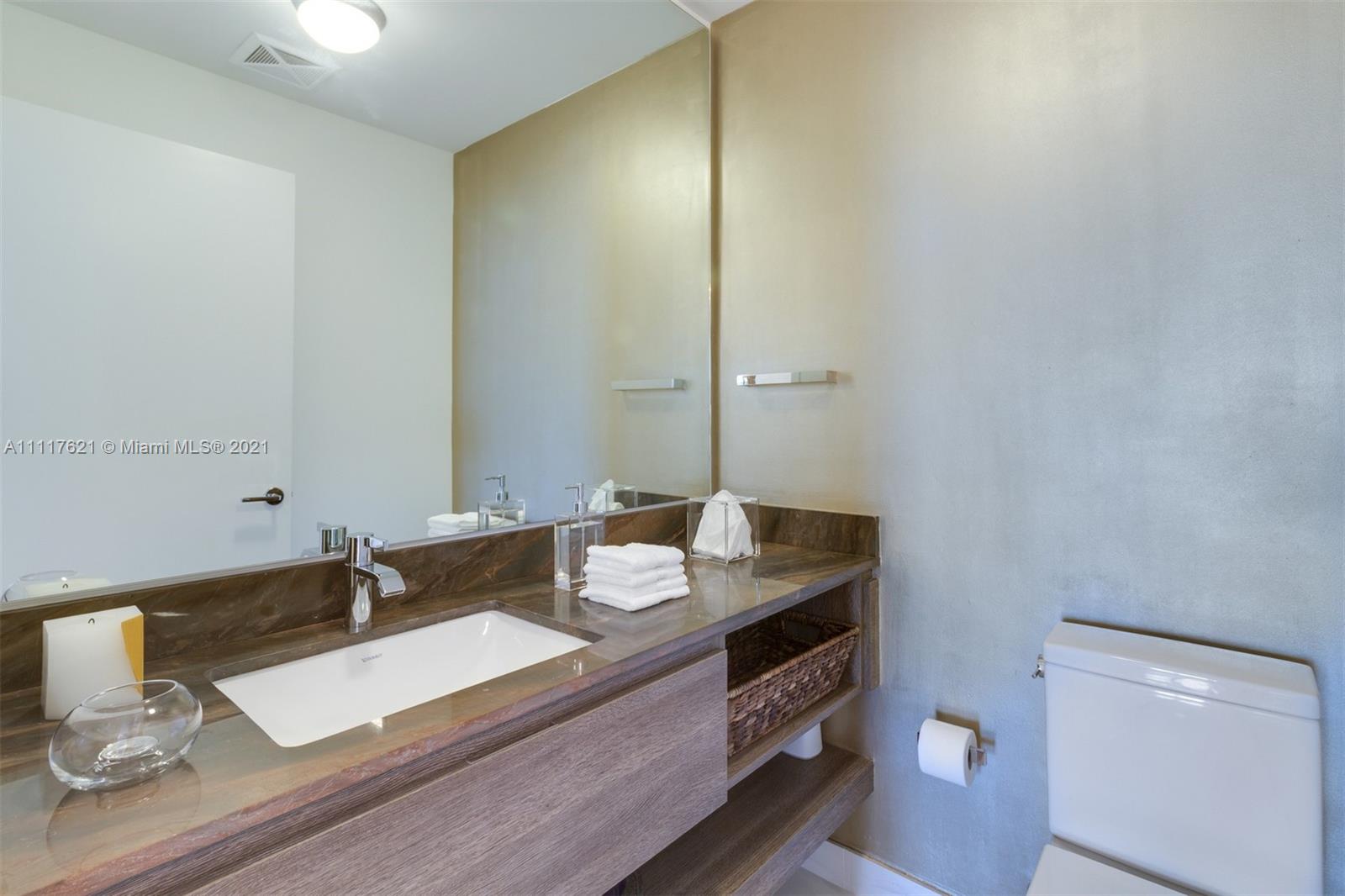 OCEANA KEY BISCAYNE CONDO - Residential