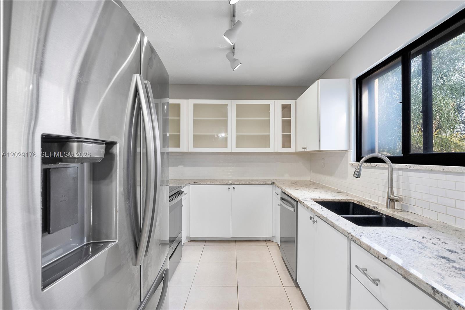 PATIOS OF OAKWOOD CONDO - Residential
