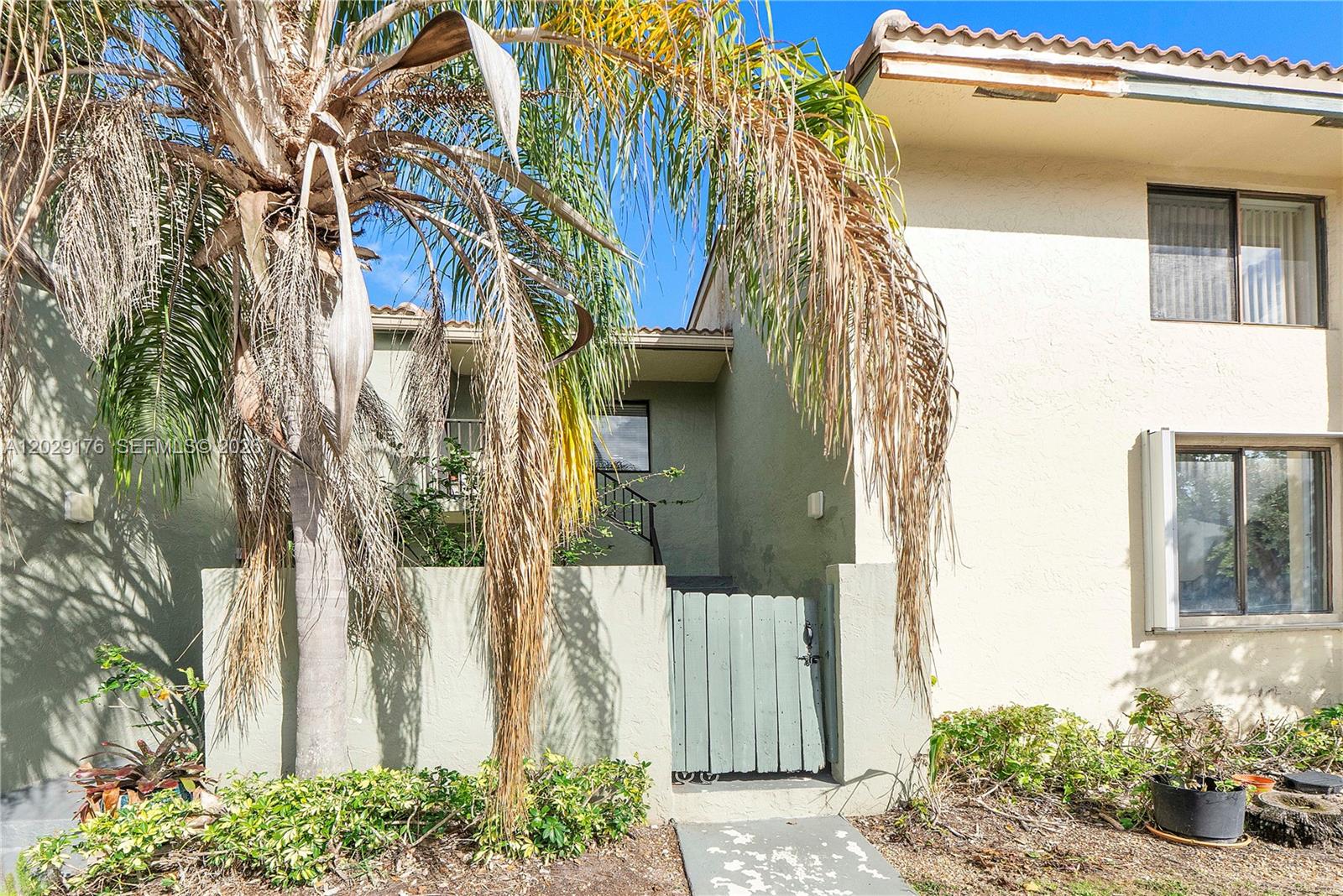 PATIOS OF OAKWOOD CONDO - Residential
