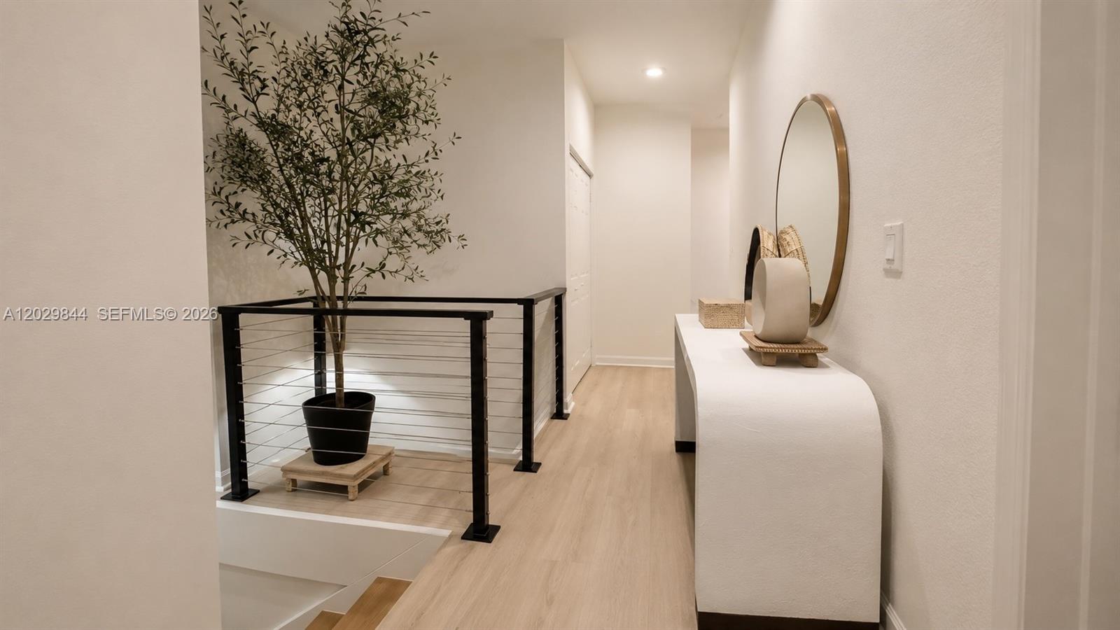 VISTA LAGO - Residential