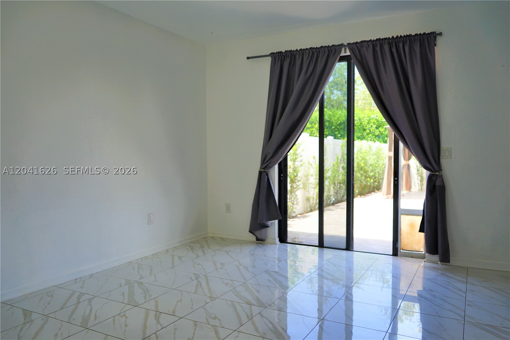 BELLAGIO - Residential Lease
