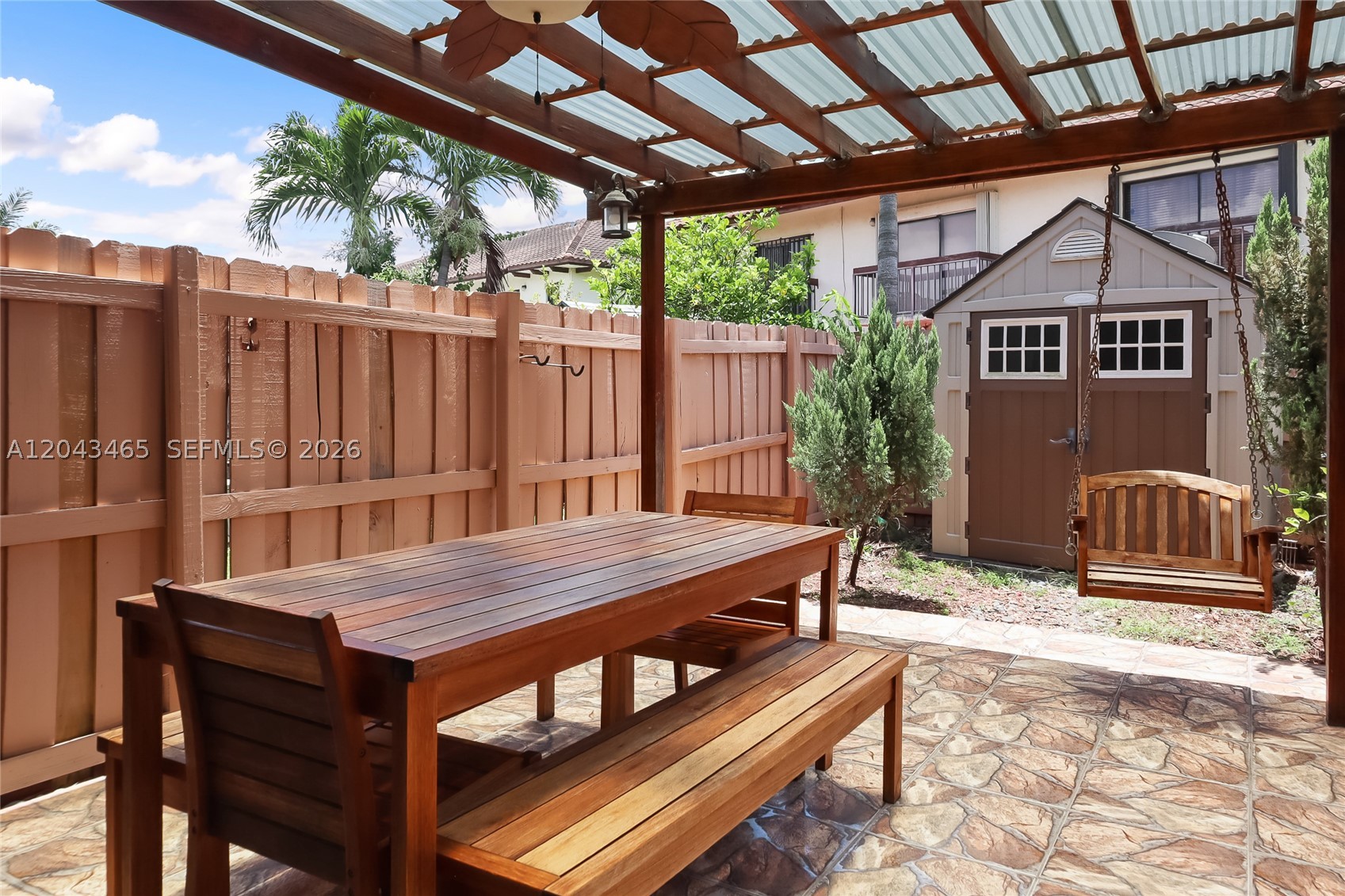 NEW PASEOS CASTELLANOS CO - Residential Lease