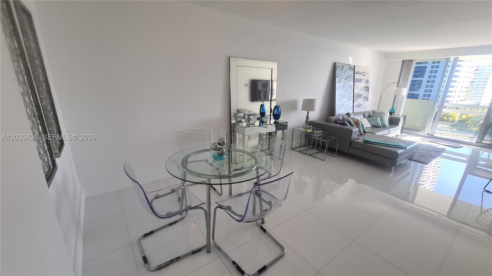 FLAMINGO SOUTH BEACH I CO - Residential Lease