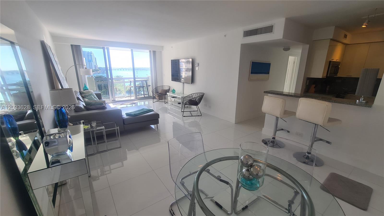 FLAMINGO SOUTH BEACH I CO - Residential Lease