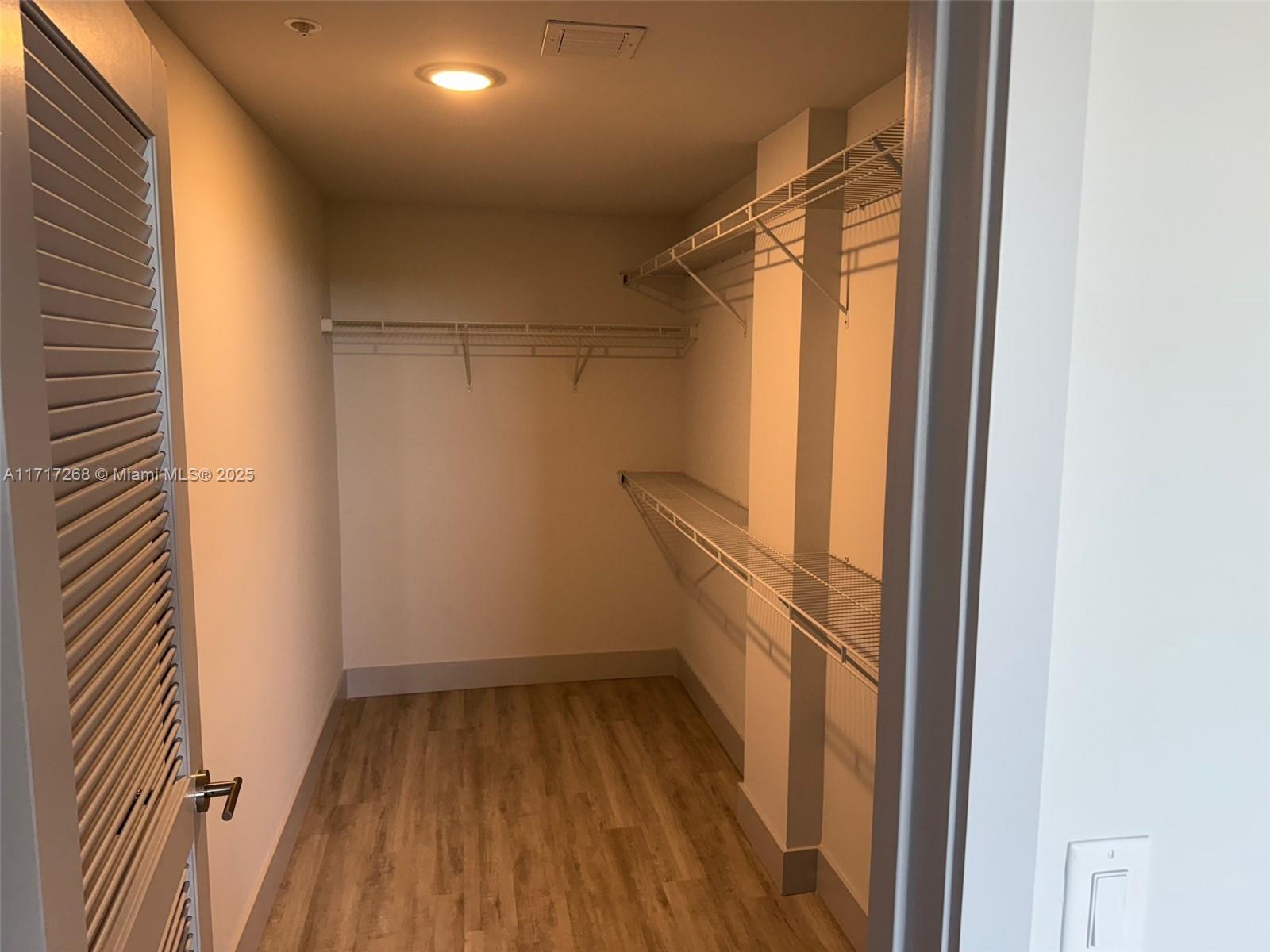 RAMBLEWOOD SOUTH - Residential Lease