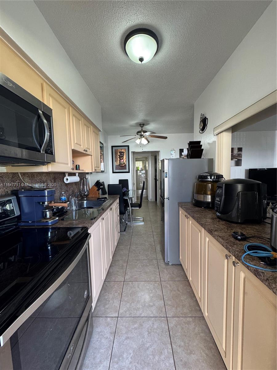 PRESTIGE APTS INC CO-OP - Residential