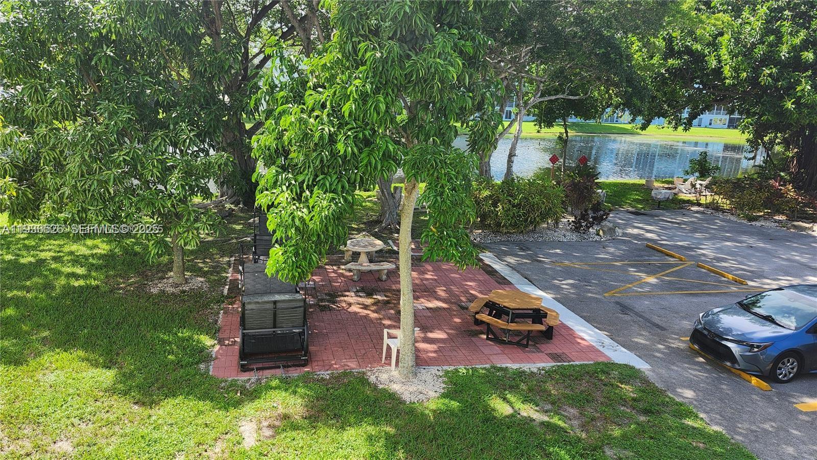 ISLEWOOD C CONDO - Residential