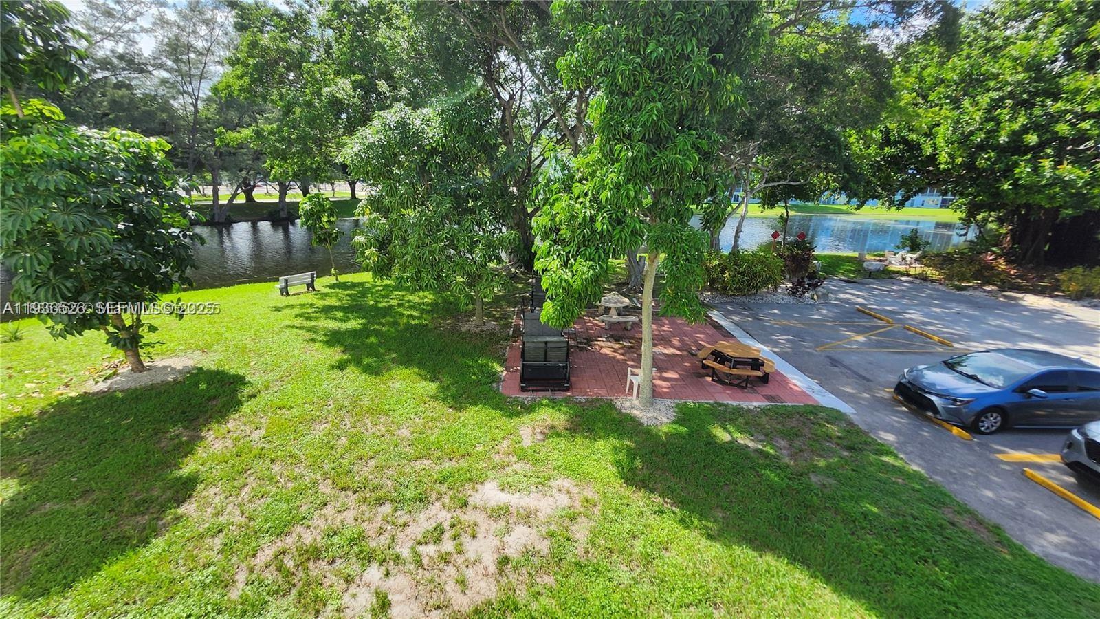 ISLEWOOD C CONDO - Residential