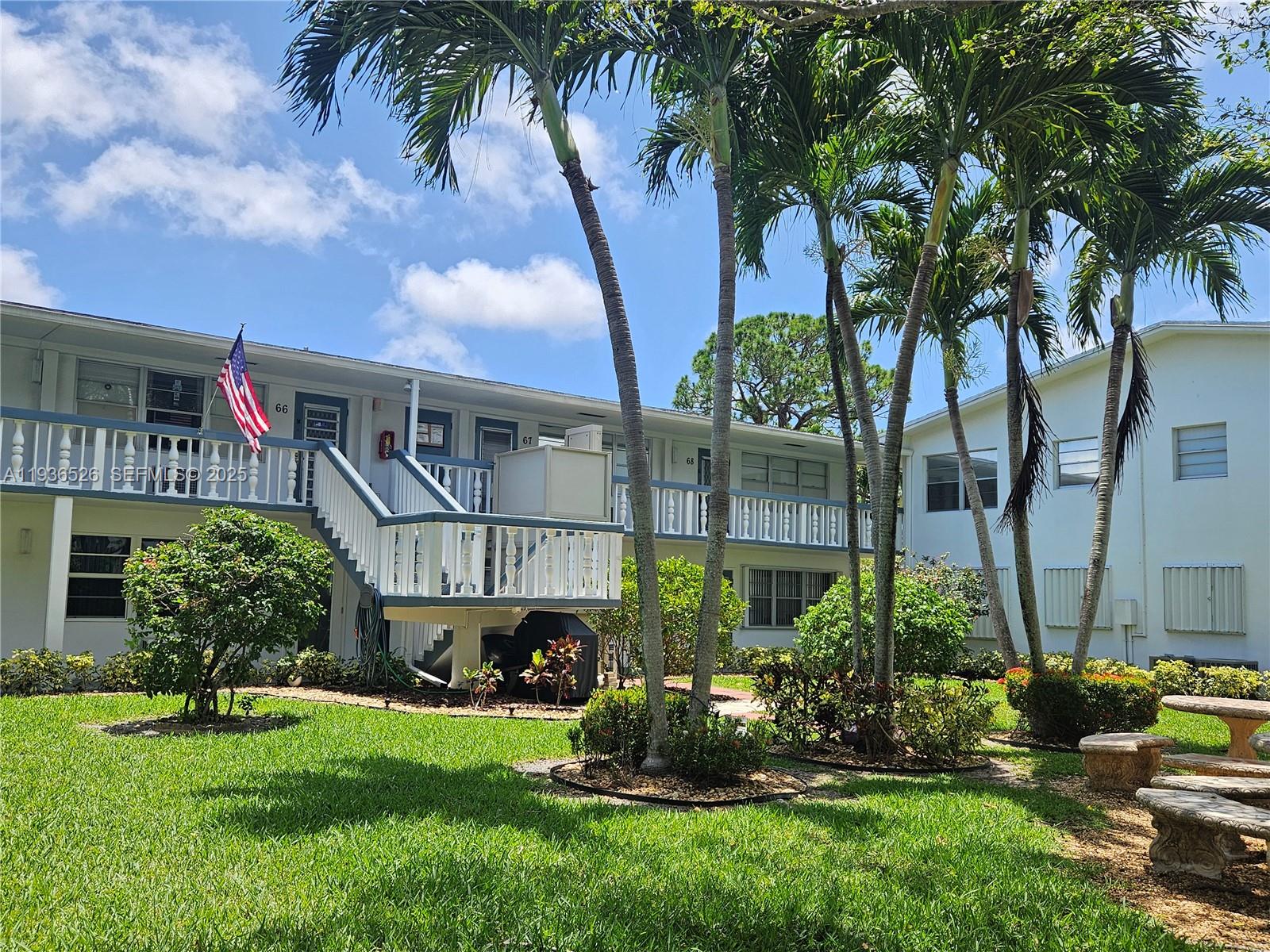 ISLEWOOD C CONDO - Residential