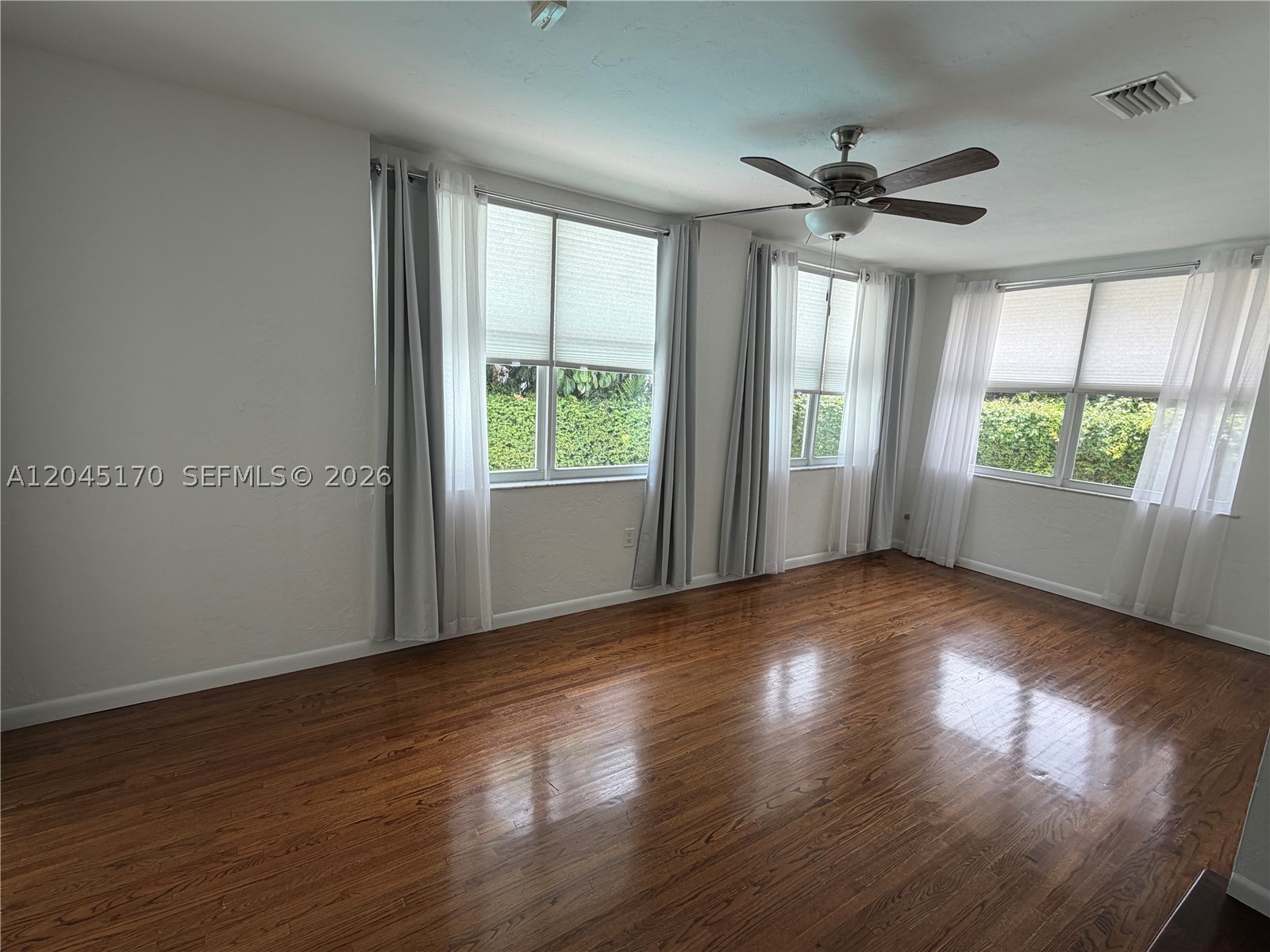 CORAL GABLES RIVIERA SEC - Residential Lease