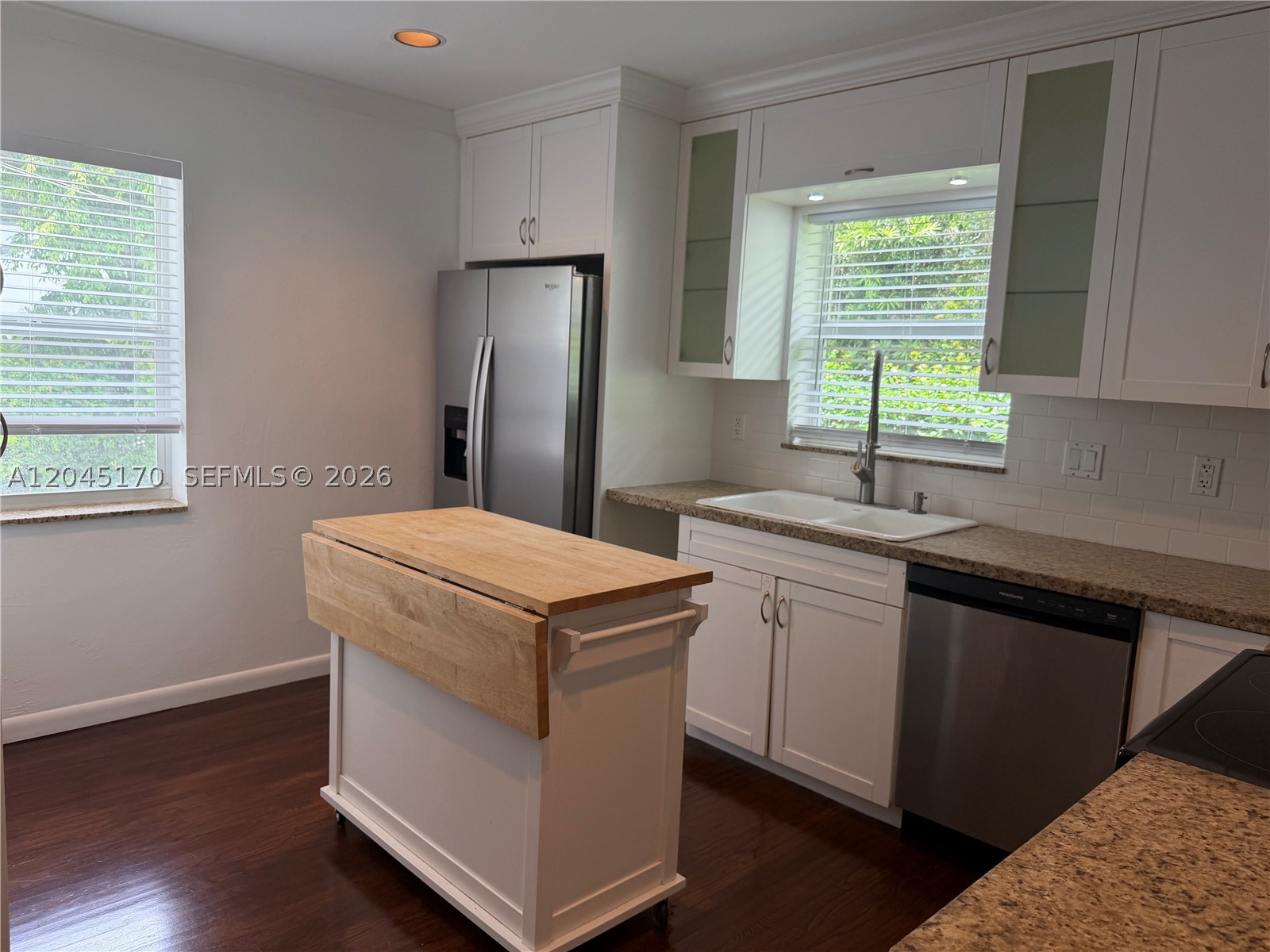 CORAL GABLES RIVIERA SEC - Residential Lease