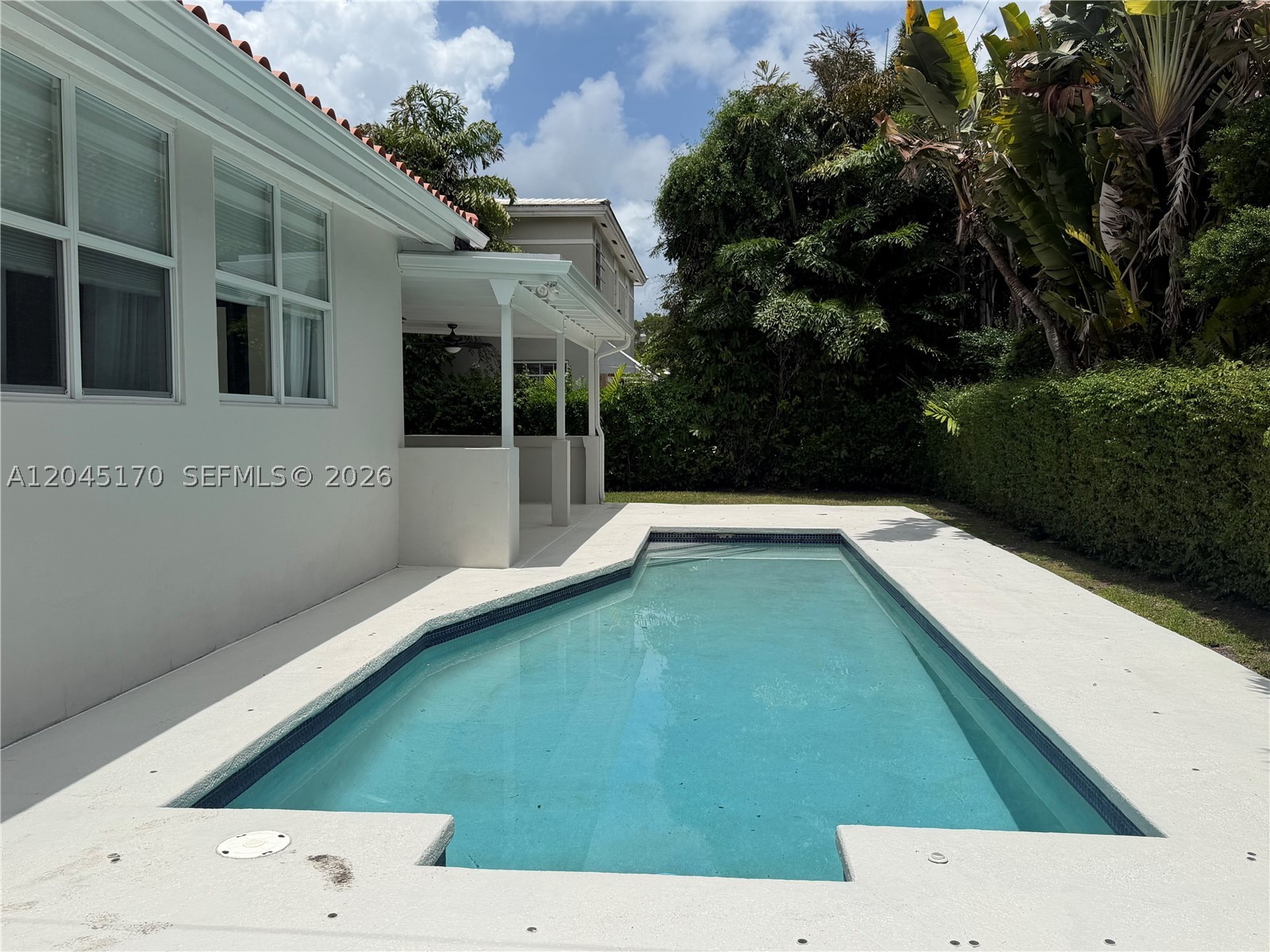 CORAL GABLES RIVIERA SEC - Residential Lease