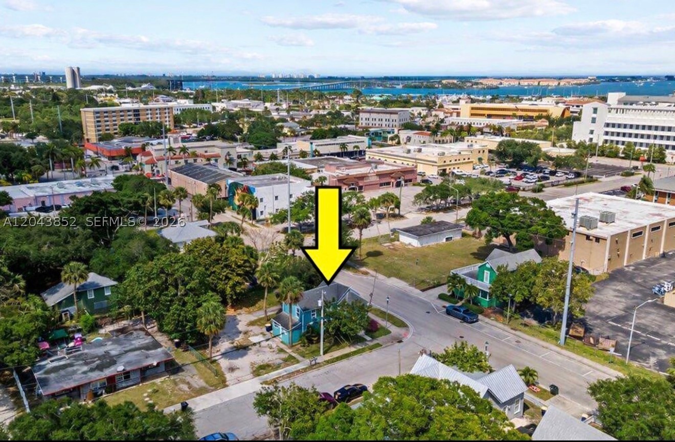 Charming 2-bedroom, 1-bath apartment offering 818 sq ft of well-designed living space in the heart of Uptown Fort Pierce. This bright and functional unit features a comfortable layout with an eat-in kitchen equipped with a range, microwave, and refrigerator, plus the convenience of an in-unit washer and dryer. Ideally situated just west of vibrant Downtown Fort Pierce and the Courthouse, the property enjoys a prime location within walking distance to local restaurants, shops, and daily conveniences. It is also just minutes from the Intracoastal Waterway and beautiful area beaches.  A perfect choice for those seeking comfort, convenience, and a centrally located home.