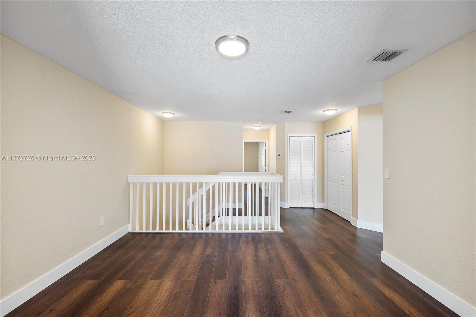 DORAL ISLES MARTINIQUE - Residential