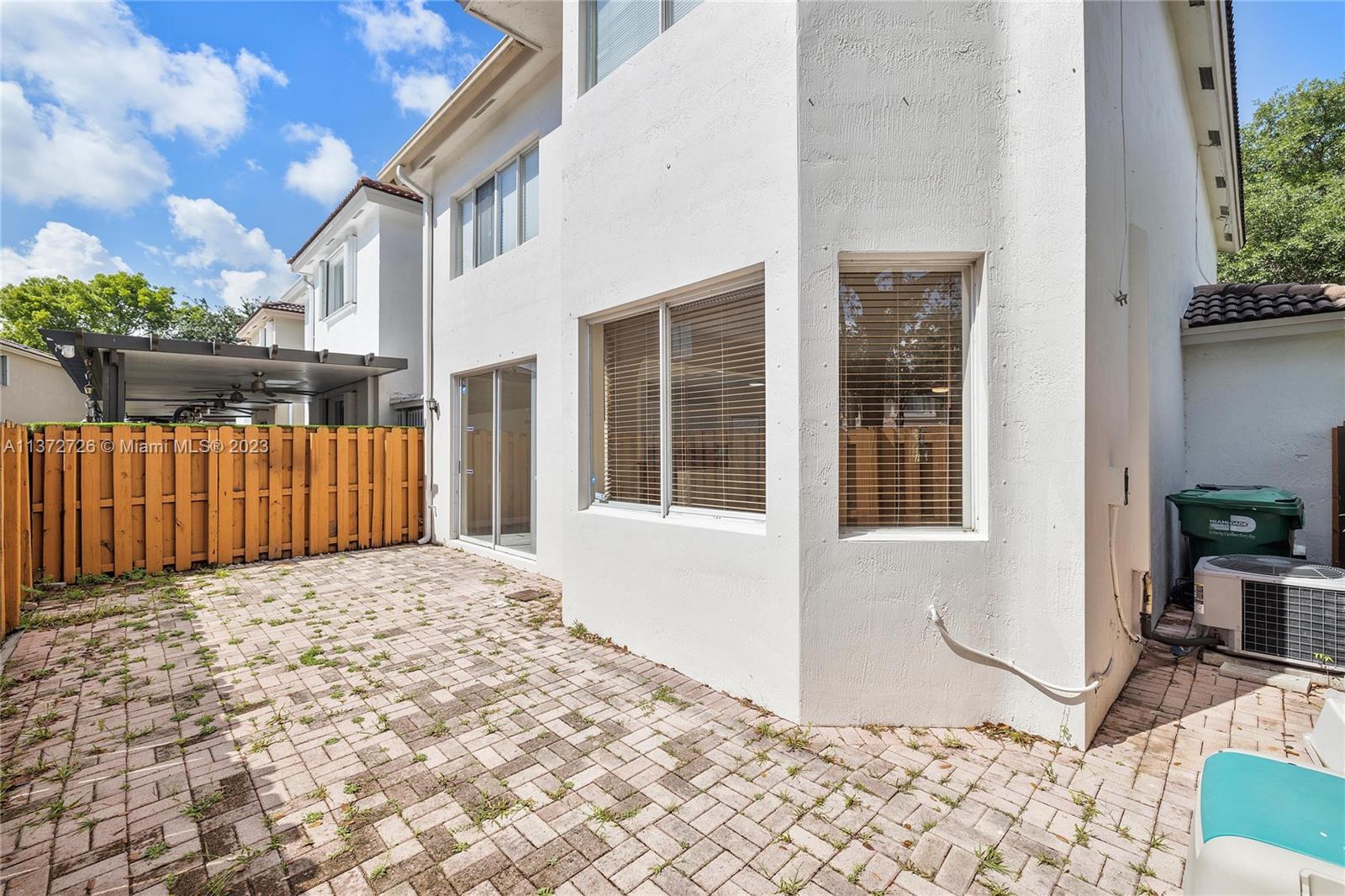 DORAL ISLES MARTINIQUE - Residential