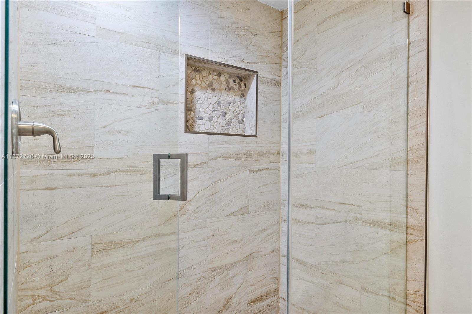 DORAL ISLES MARTINIQUE - Residential