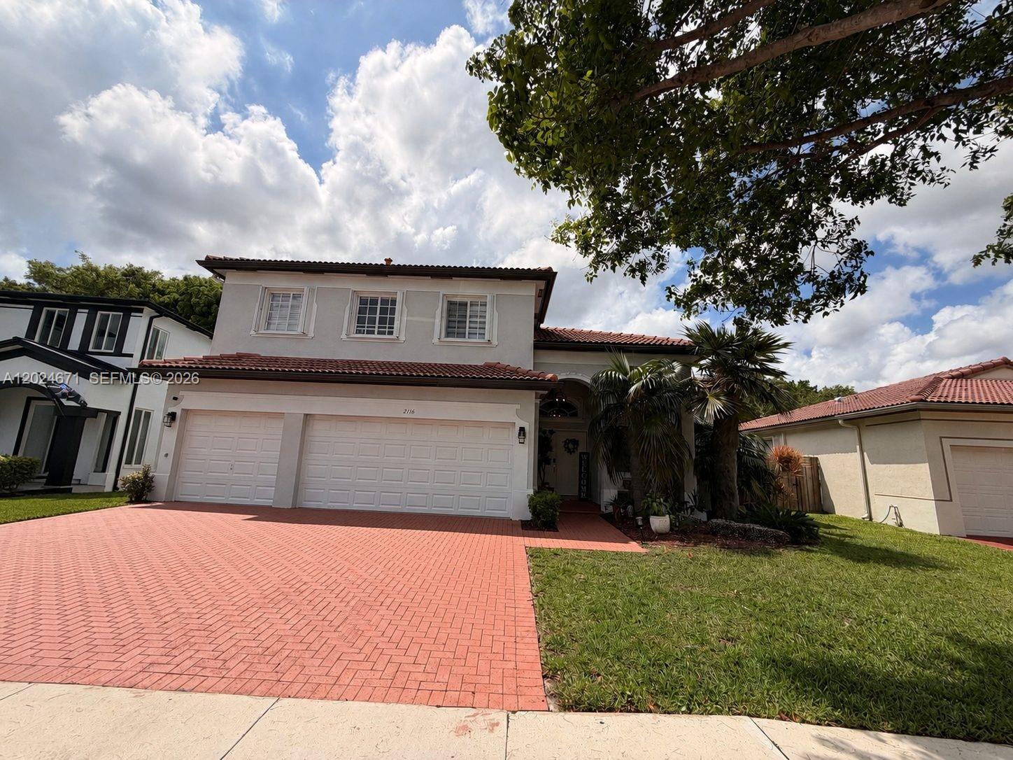 Beautiful and well-maintained home located in a quiet and desirable community in Homestead. This spacious property features an open and bright floor plan, modern kitchen with ample cabinet space, comfortable bedrooms, and a private backyard perfect for relaxing or entertaining. Conveniently located near top-rated schools, shopping centers, restaurants, parks, and major highways. Ideal for tenants seeking comfort, space, and convenience. AVAILABLE 08/01/2026