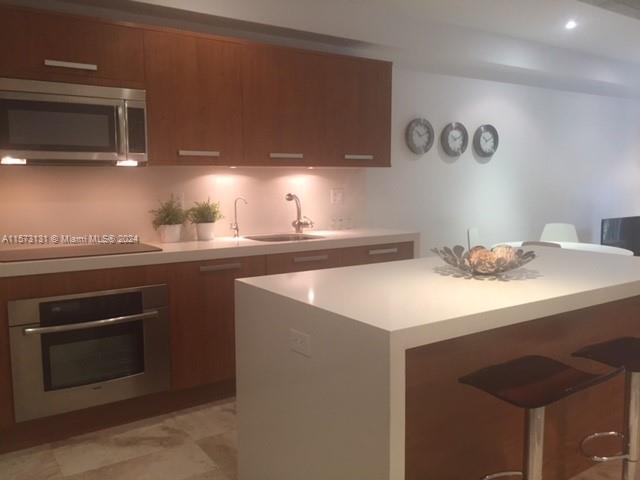 ROYAL PALM VILLAS CONDO - Residential Lease