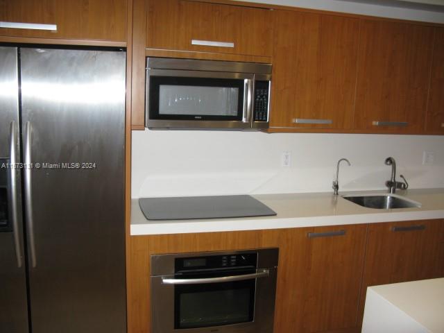 ROYAL PALM VILLAS CONDO - Residential Lease