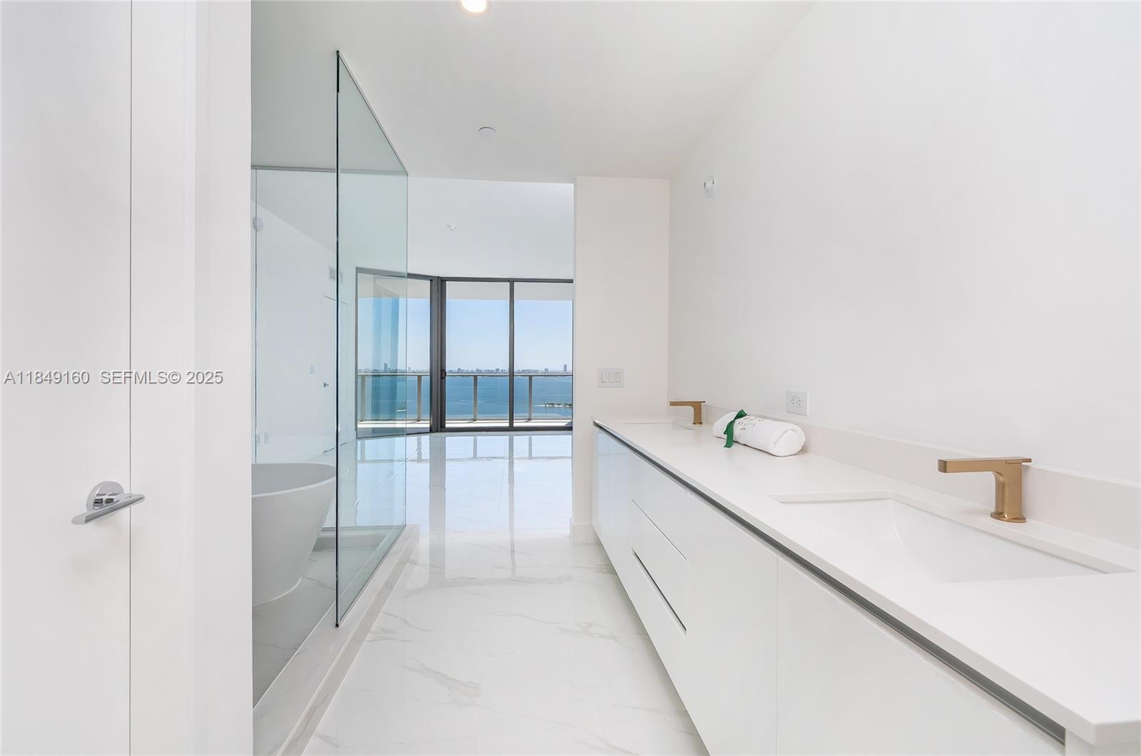 Aria Reserve Miami - Residential