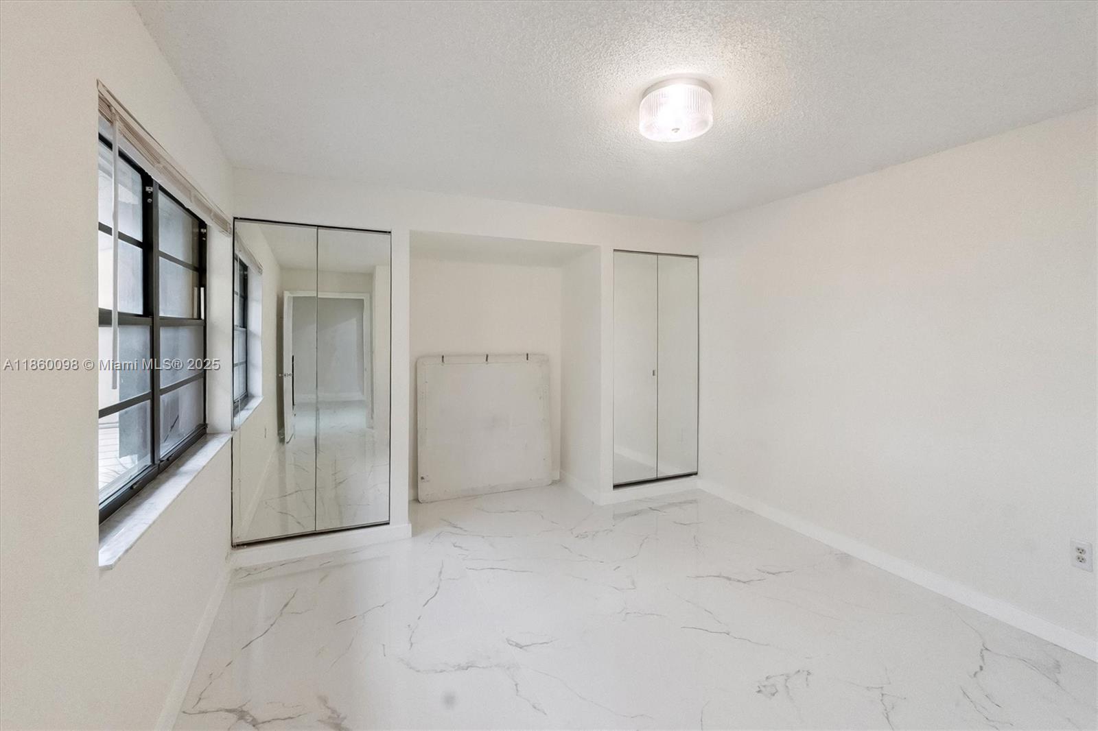SUMMERSET CONDO PH I - Residential