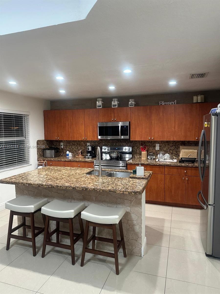 EGRET LAKES ESTATES SEC 4 - Residential