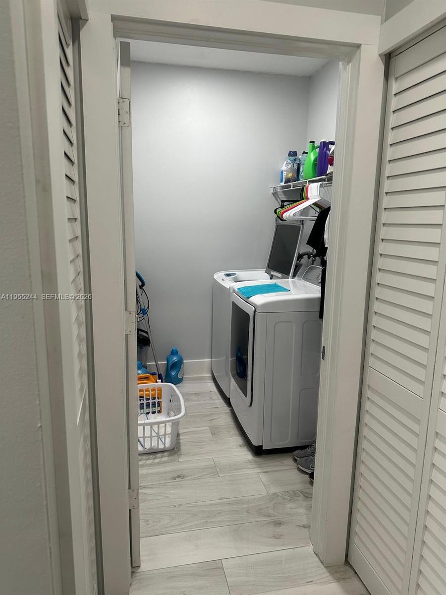 EGRET LAKES ESTATES SEC 4 - Residential