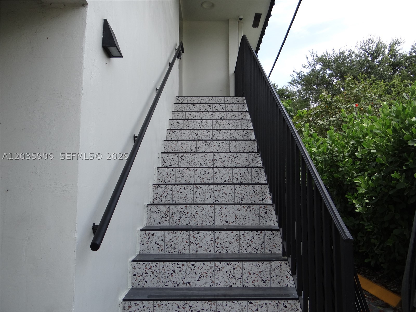 REED LAND CO - Residential Lease
